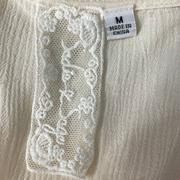 Sadie & Sage Cream Gauzy Cropped Top - Picture 4 of 5